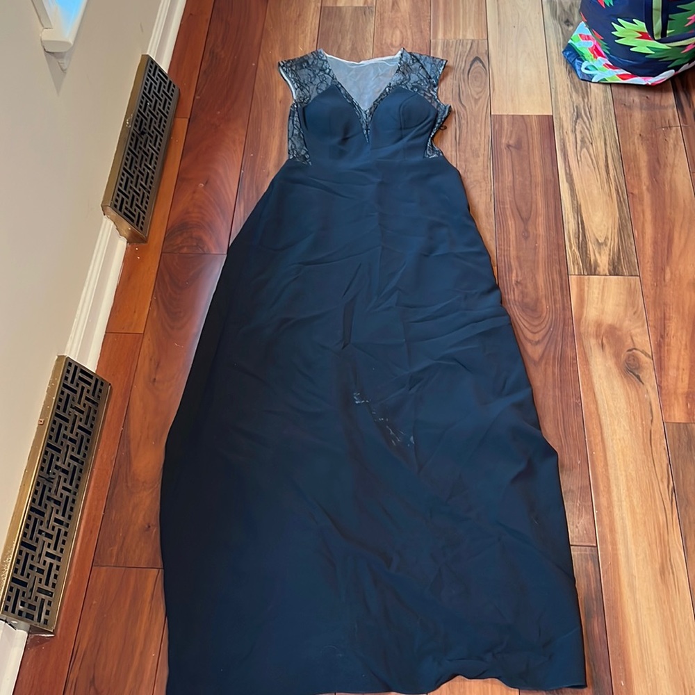 Maxi dress black w lace